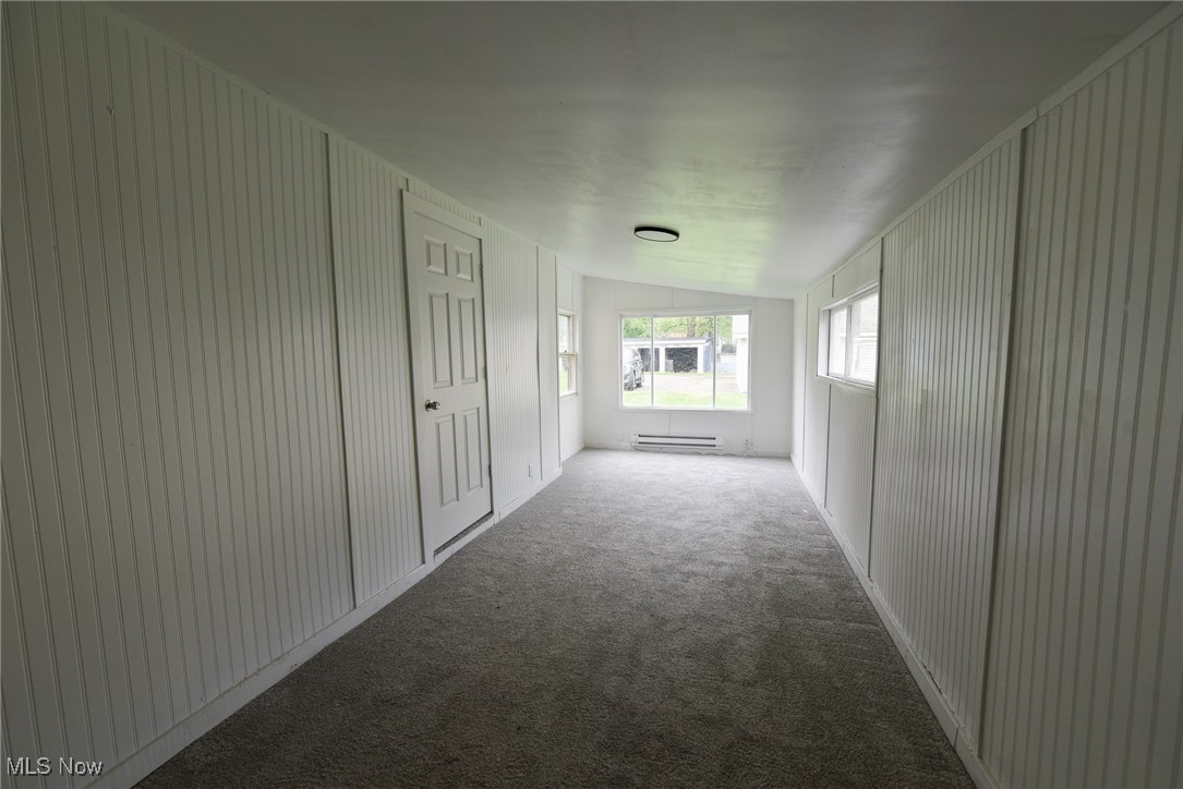 Van Hyn - Commercial Sale