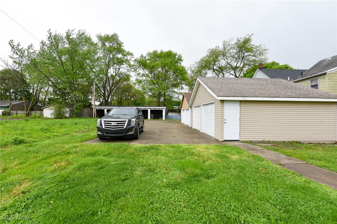 Van Hyn - Commercial Sale