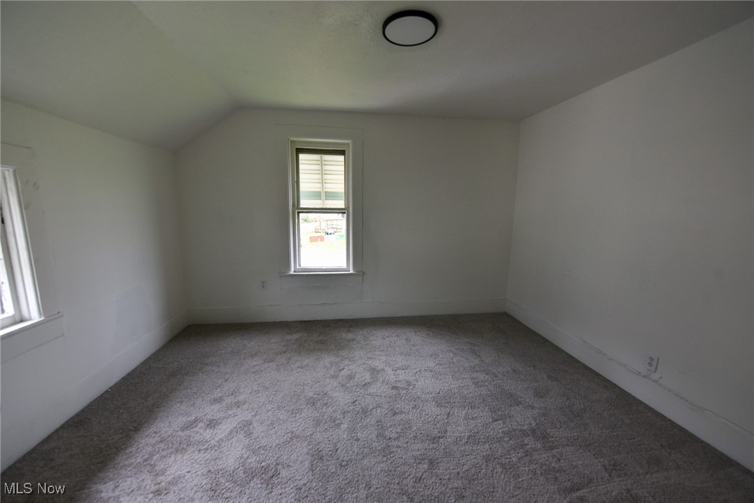 Van Hyn - Commercial Sale