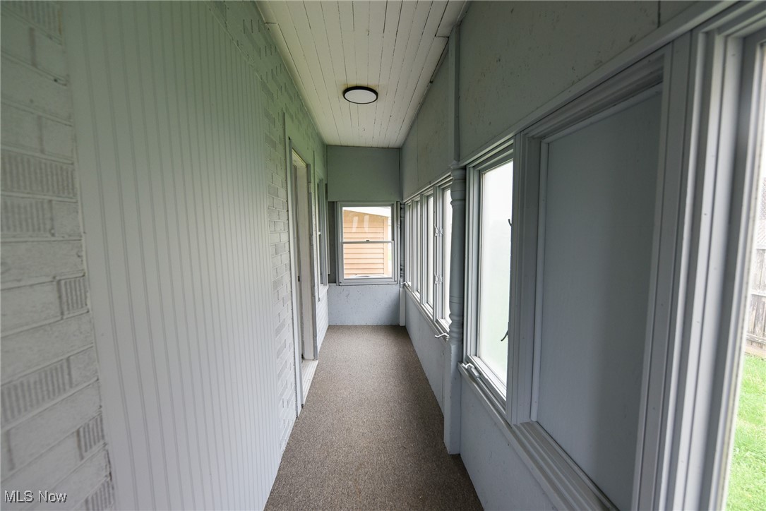 Van Hyn - Commercial Sale