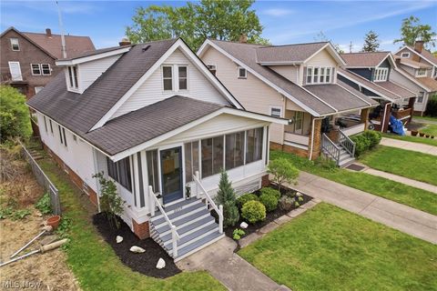 Photo of 2219 Carabel Avenue, Lakewood, OH 44107 (MLS # 5210607)