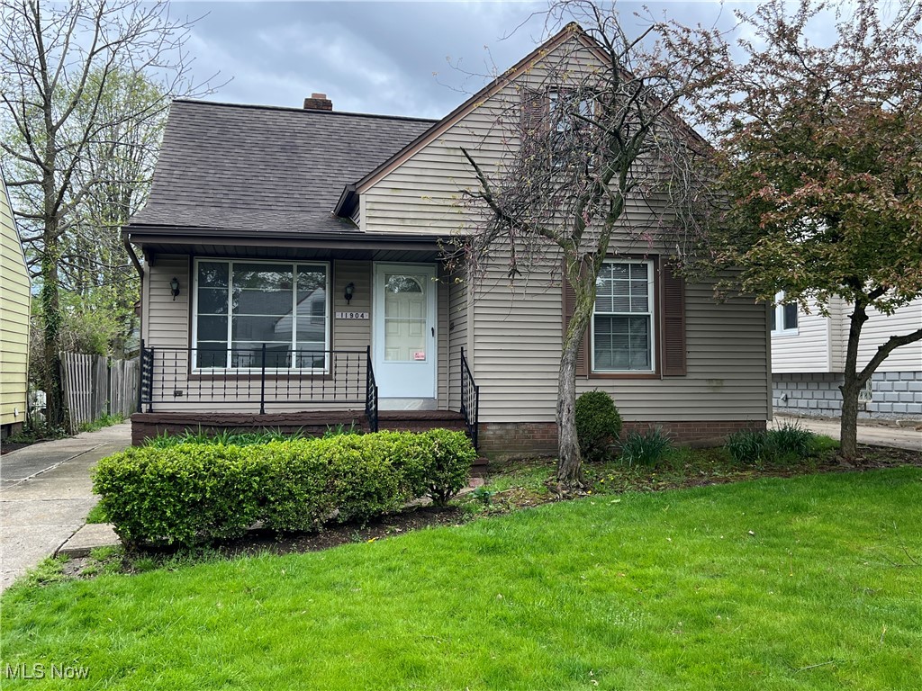 11904 Hastings Road, Garfield Heights, Ohio image 2