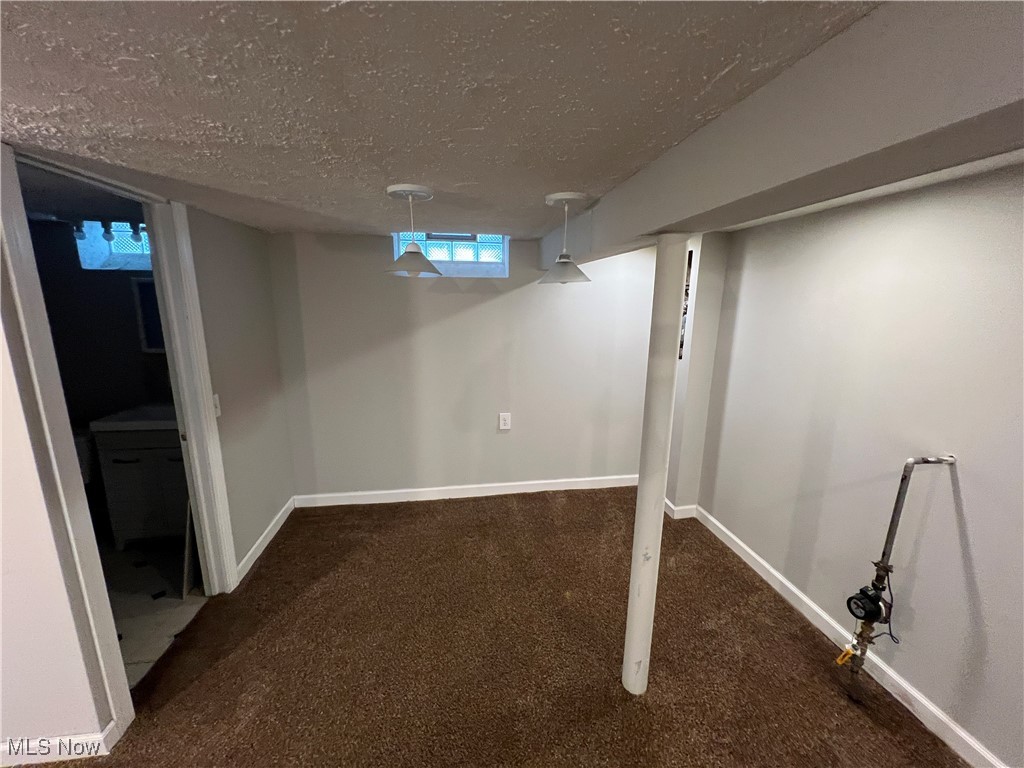 11904 Hastings Road, Garfield Heights, Ohio image 18