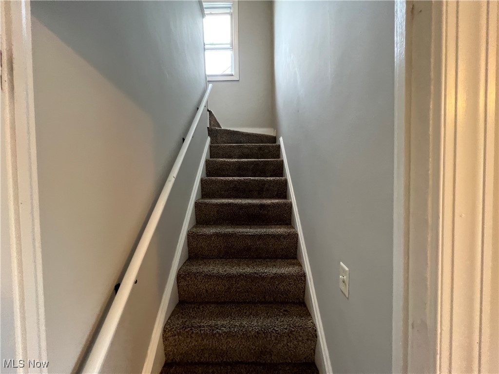 11904 Hastings Road, Garfield Heights, Ohio image 14