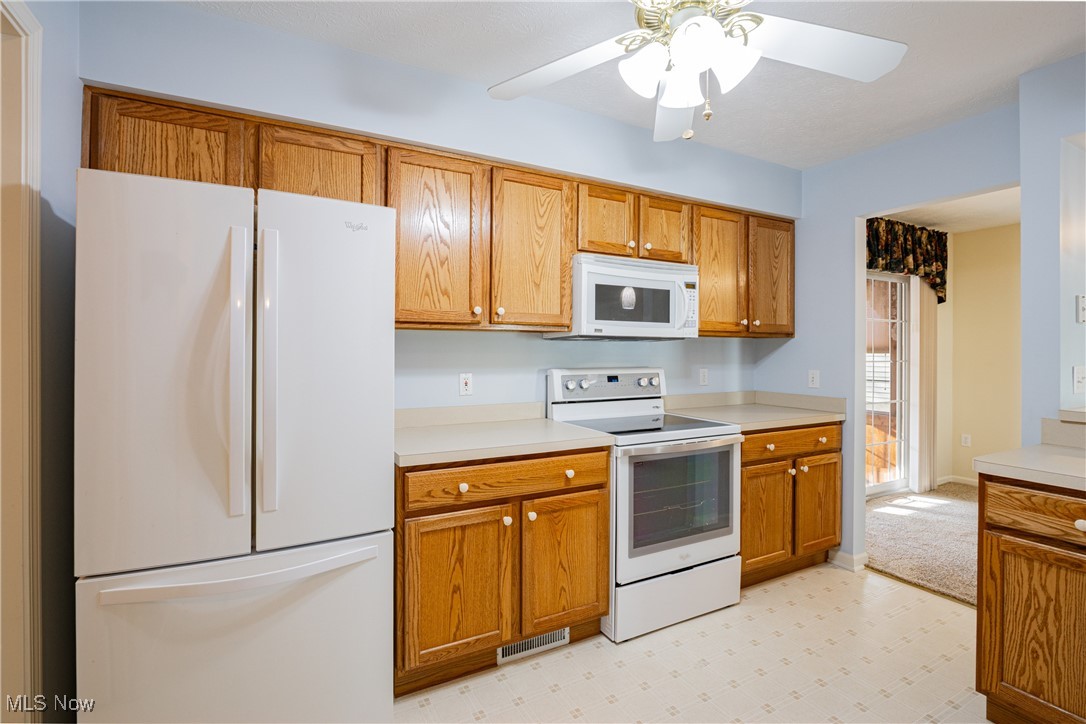 590 Parkside Lane #44, Tallmadge, Ohio image 10