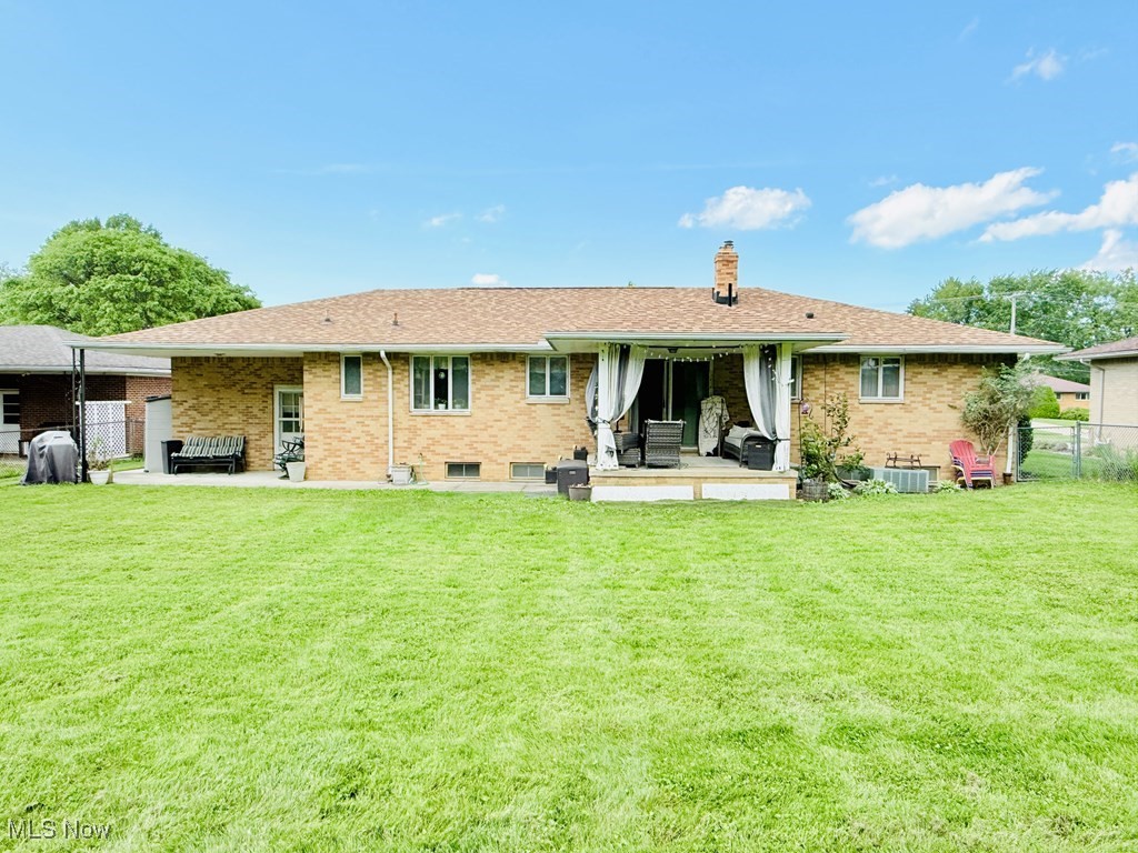 18653 Bonnie Lane, Strongsville, Ohio image 18