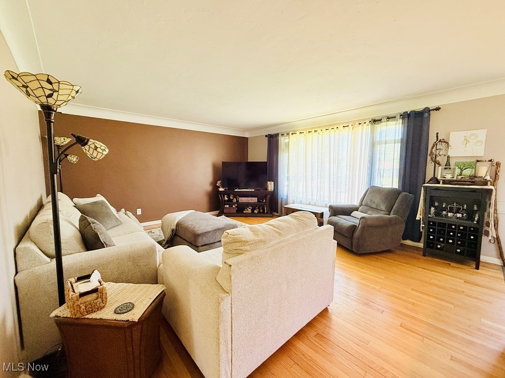 18653 Bonnie Lane, Strongsville, Ohio image 3
