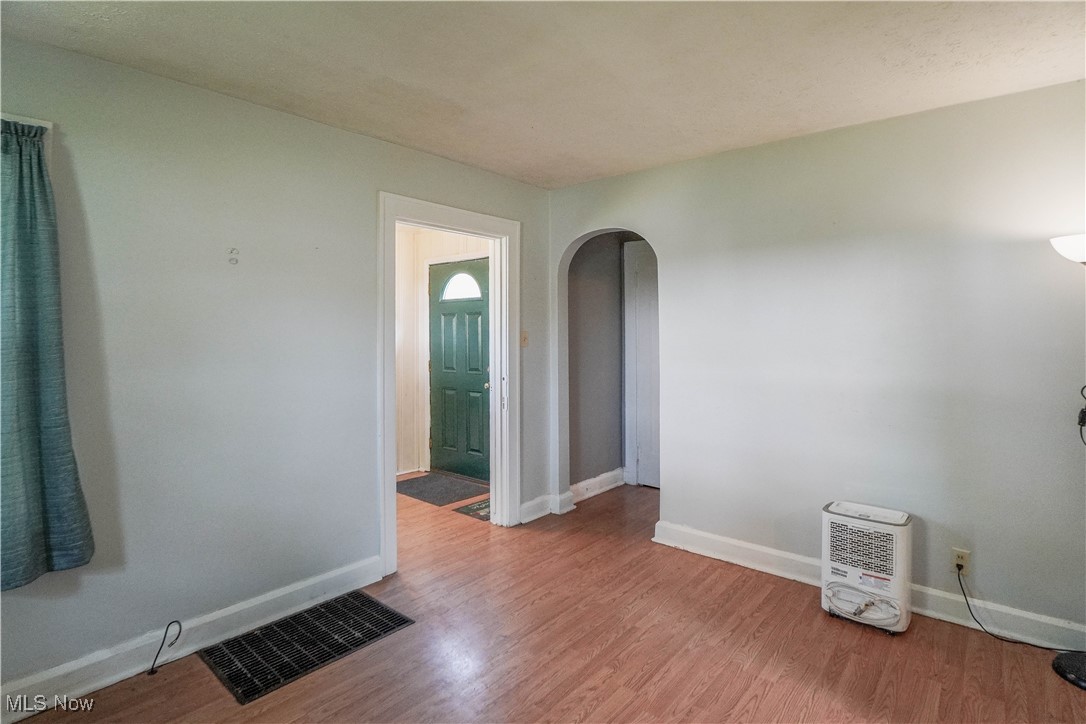 9588 Chestnut Avenue, East Sparta, Ohio image 4