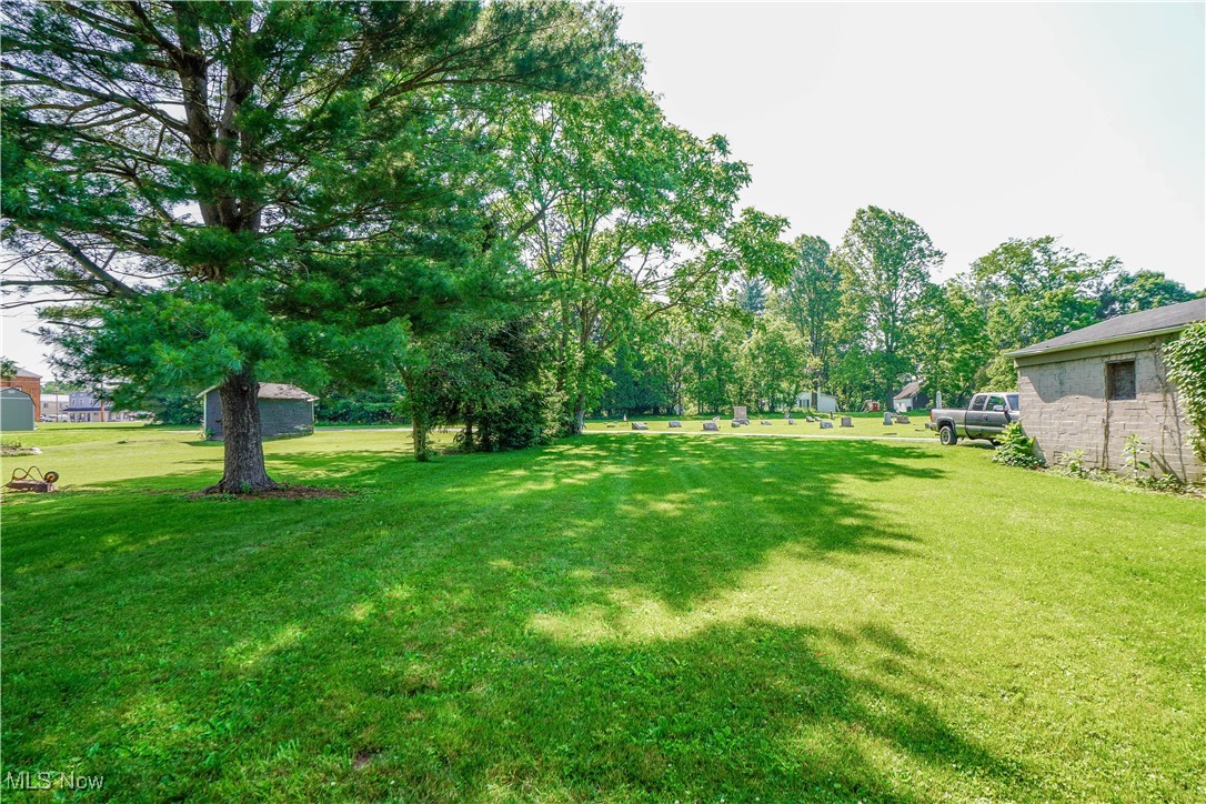 9588 Chestnut Avenue, East Sparta, Ohio image 16