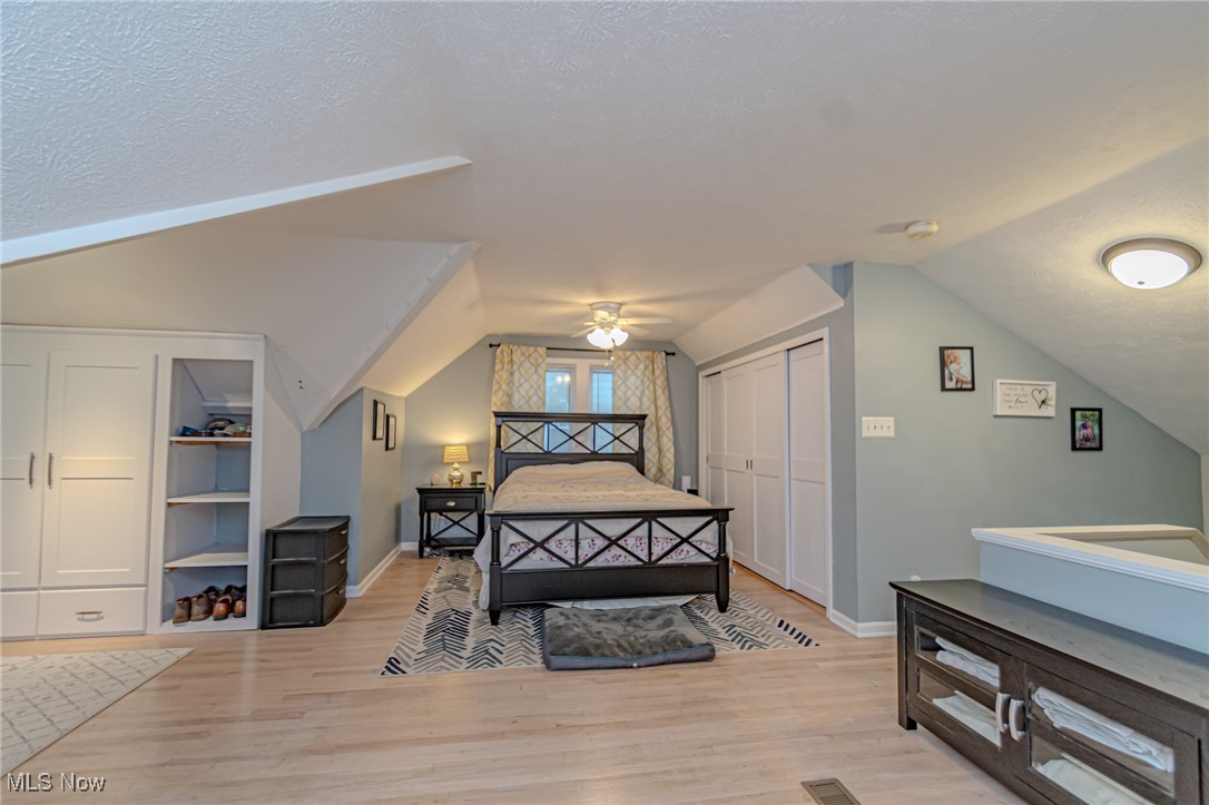 Royal Lorain - Residential