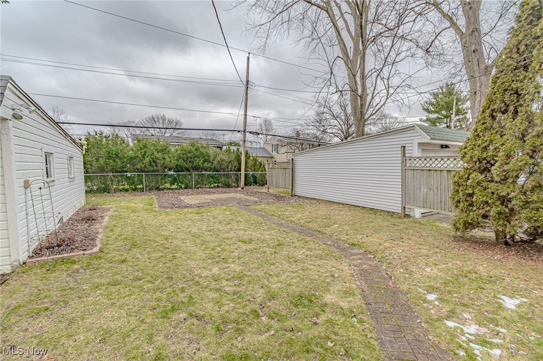 Royal Lorain - Residential