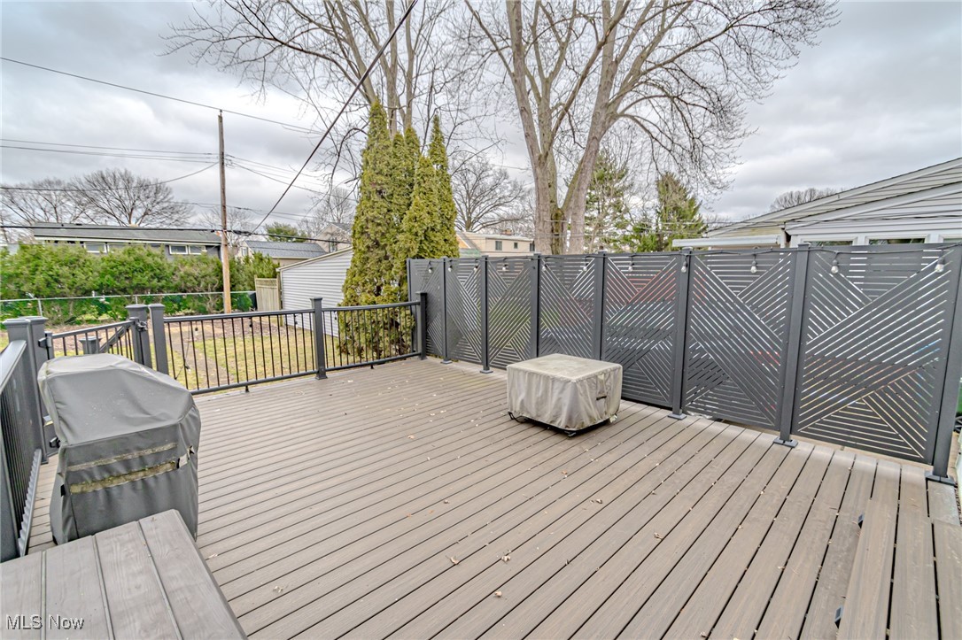 Royal Lorain - Residential