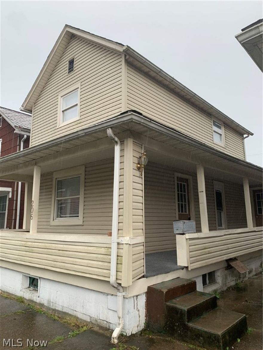 This roomy 4-bedroom house in Claymont Schools offers one-floor living (except laundry in the basement) with ample space inside. Stove, fridge, washer and dryer are included as-is for tenant use. Pets and smoking are not permitted. Home is able to be Metro approved. One-year lease is required as well as a security deposit matching the monthly rental amount. Tenant is responsible for snow removal, lawn care, gas heat, electric and the water/sewer bill. A background check costing $40 per adult is required at the time of application and all occupying adults must apply. Household gross monthly income is required to be $2,175.00 or higher. The application screening process will also include contacting former and current landlords, no former or in-process evictions are permitted.