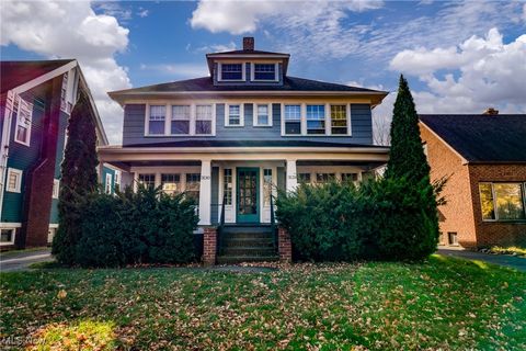 3128-3130 E Derbyshire Road Cleveland Heights, OH 44118