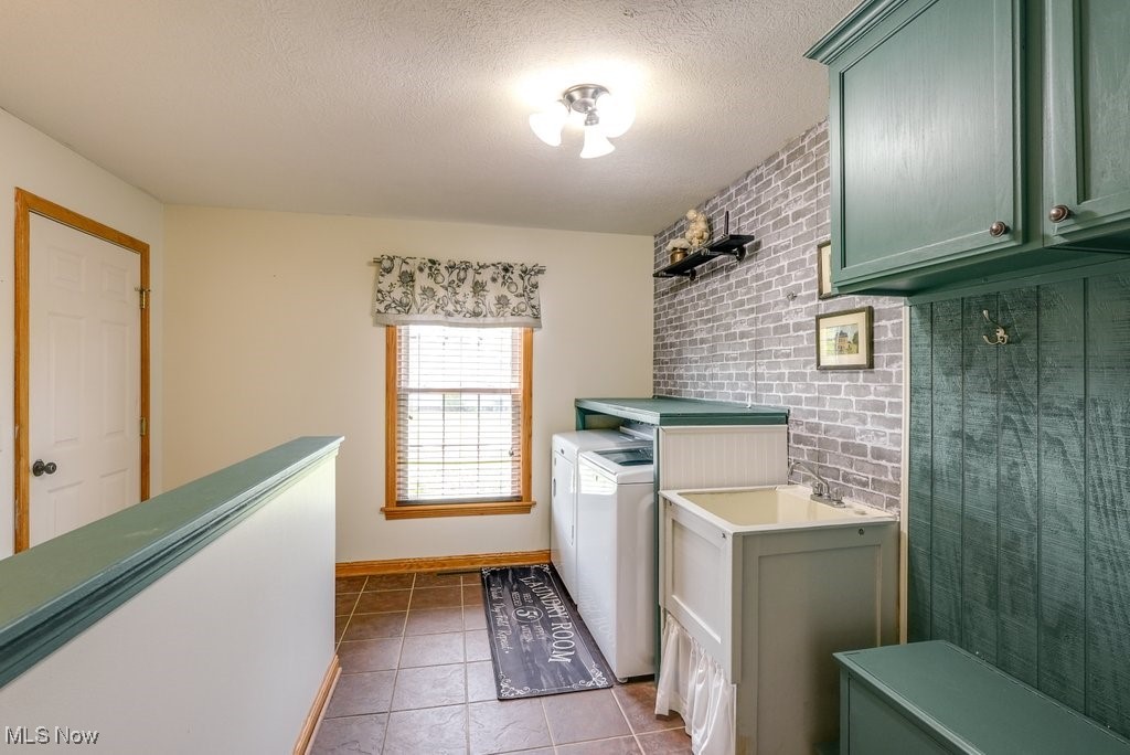 4568 Woodstone Avenue, Massillon, Ohio image 15