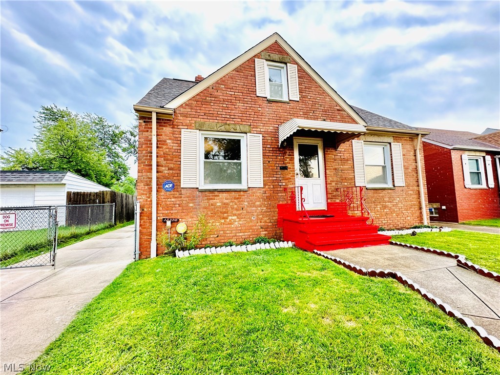 Excellent single-family home superbly located right off two main freeways I-271 and I-90!! Close to schools. 4 bedrooms, 1.5 baths, with a beautiful garden in the backyard. Two car space detached garage! The home also features security system installed, refrigerator, washer, and dryer!!! It’s ready to move in!
