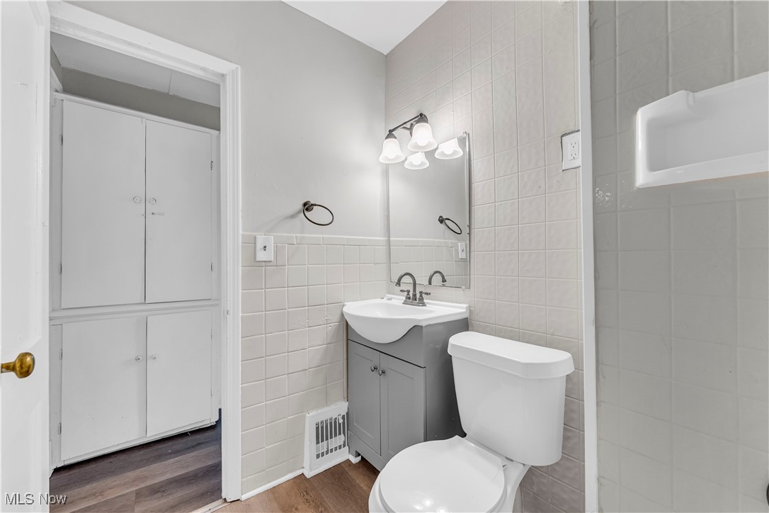 Oak Park Brklter - Residential Income