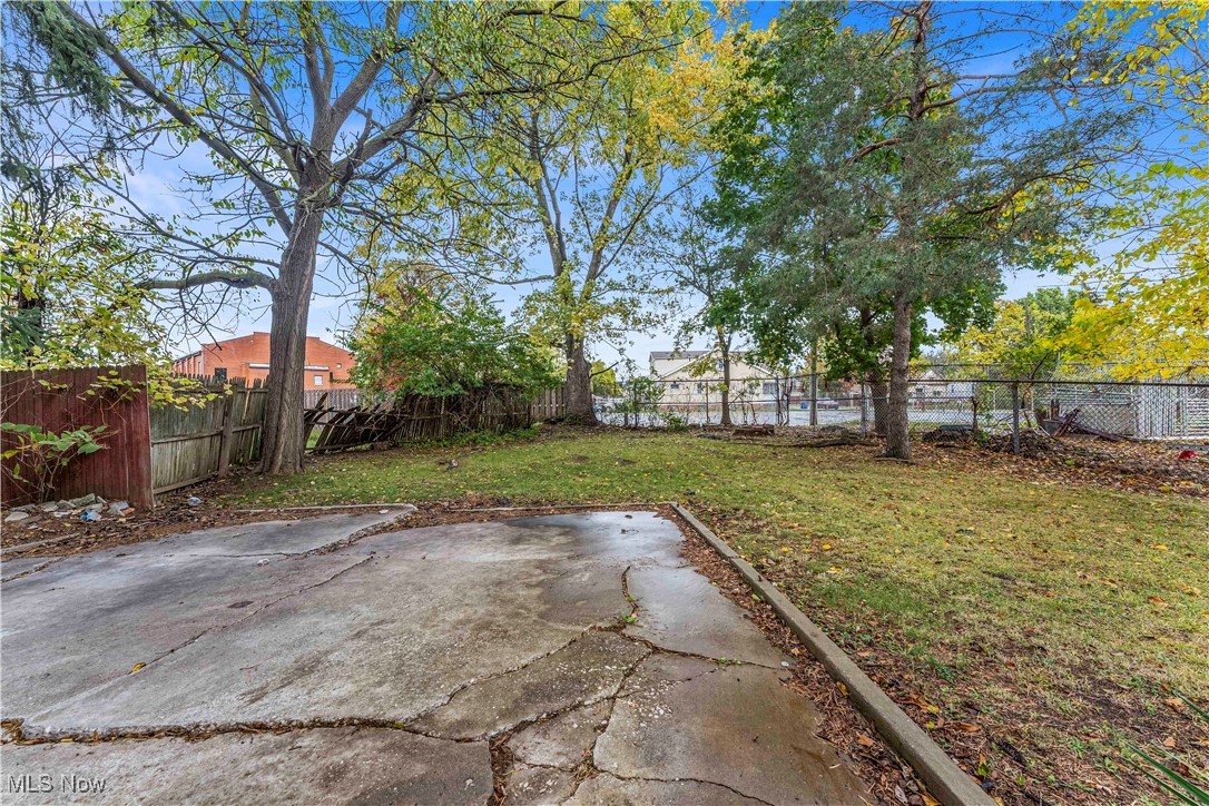 Oak Park Brklter - Residential Income