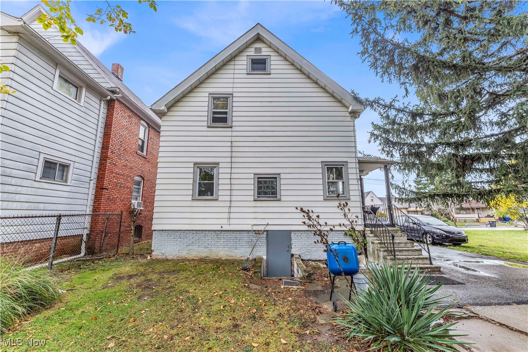 Oak Park Brklter - Residential Income