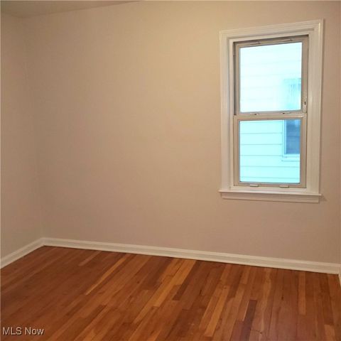 Tiny photo for 944 E 220th Street, Euclid, OH 44119 (MLS # 5178968)