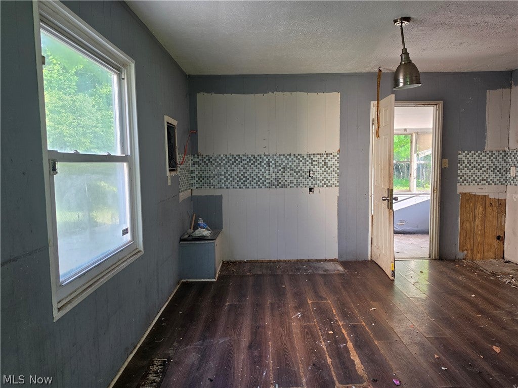 19418 Meadowlark Lane