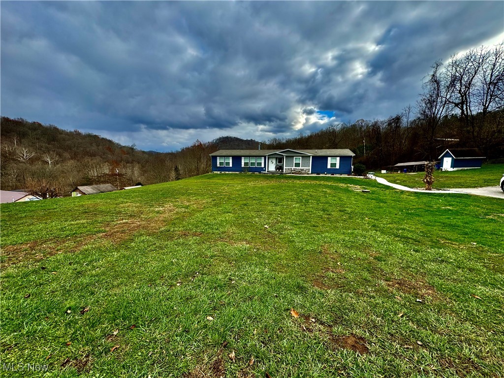 942 Henry Camp Road, Saint Marys, West Virginia image 3