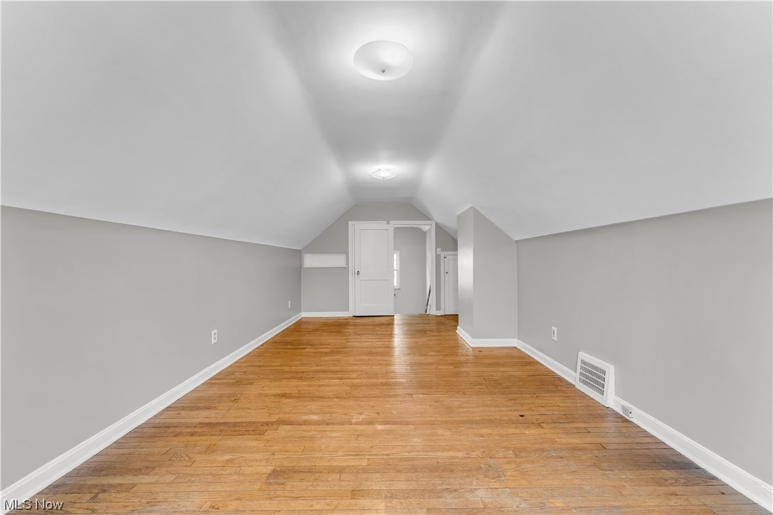 Van De Boe-Hagar Cos Renwood - Residential Lease