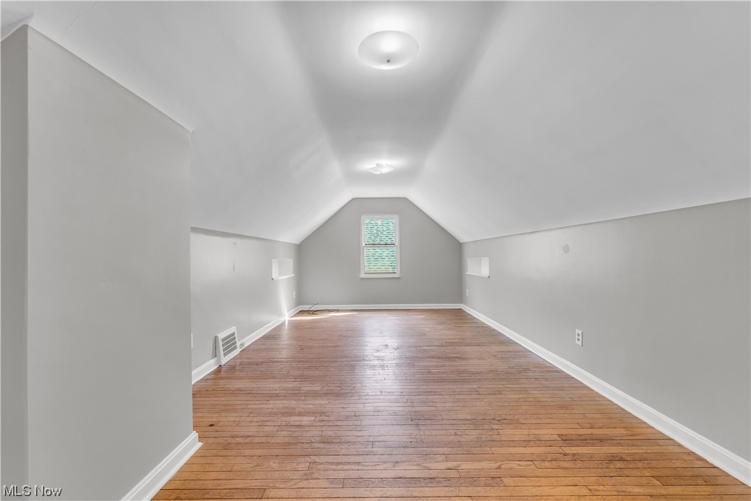 Van De Boe-Hagar Cos Renwood - Residential Lease