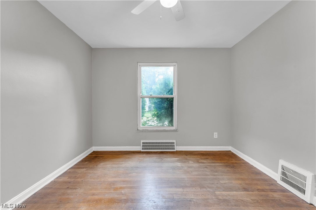 Van De Boe-Hagar Cos Renwood - Residential Lease