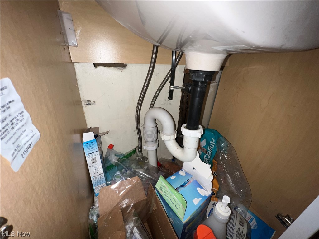 Warner Realty Co - Residential Income