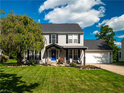 Homes For Sale - 27008 Cascade Court<br/> Olmsted Falls, OH 44138