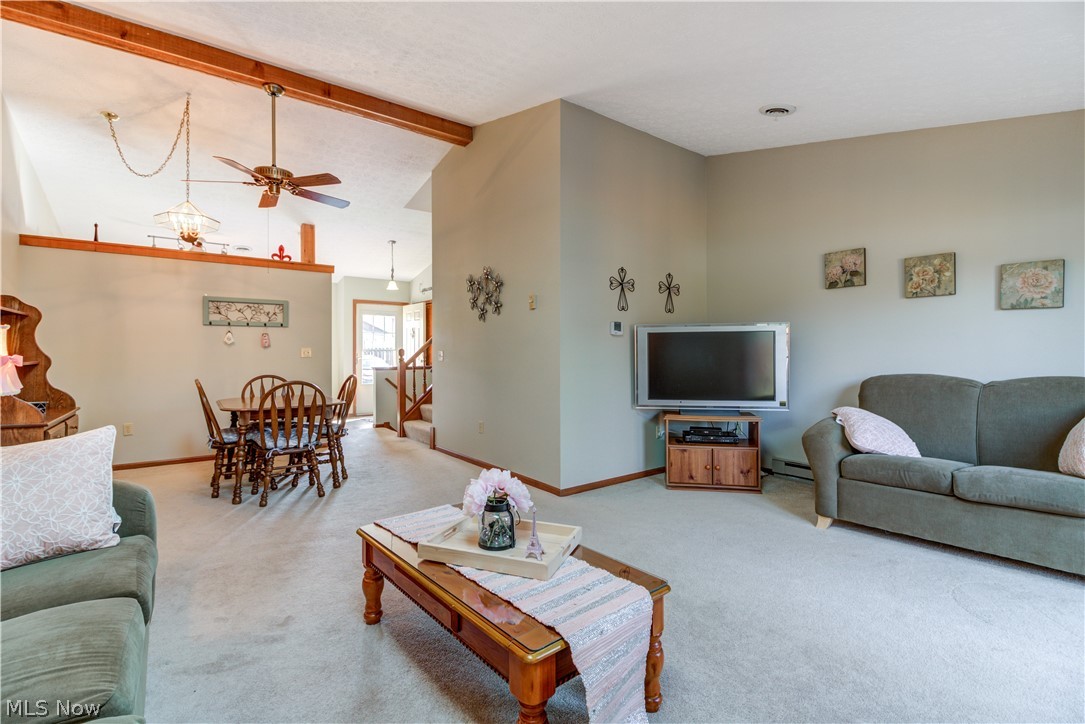 Creekside Vill - Residential