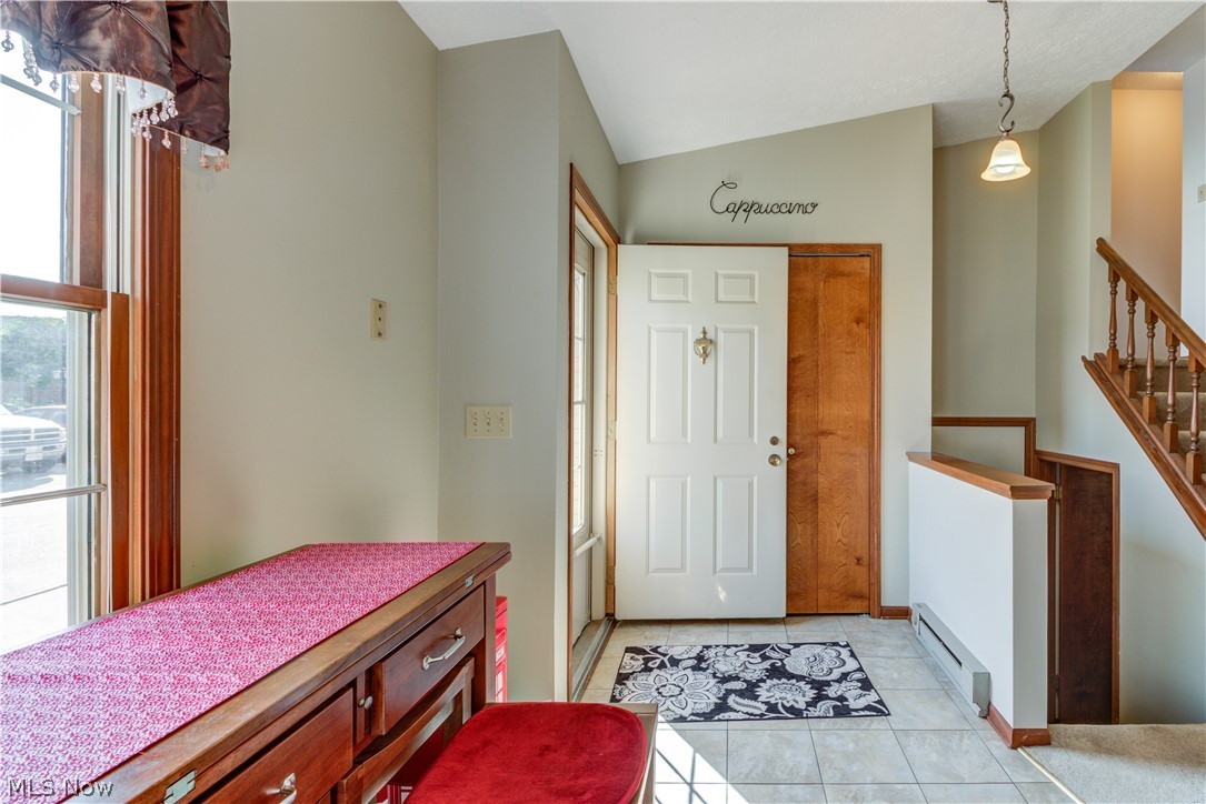 Creekside Vill - Residential