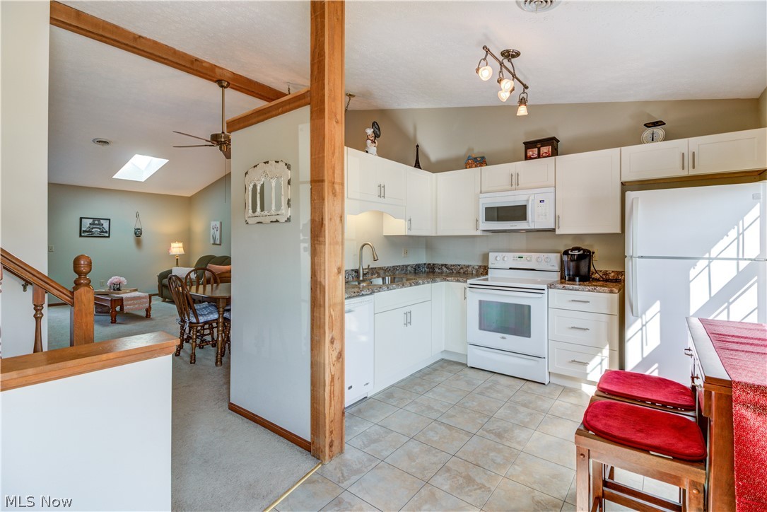 Creekside Vill - Residential