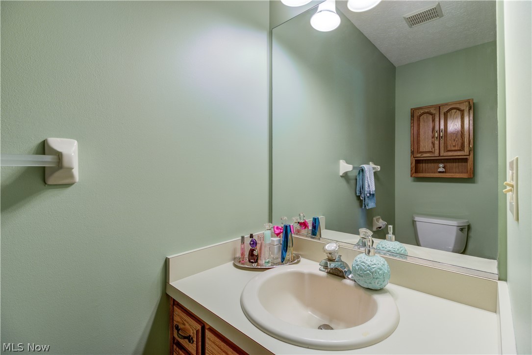 Creekside Vill - Residential