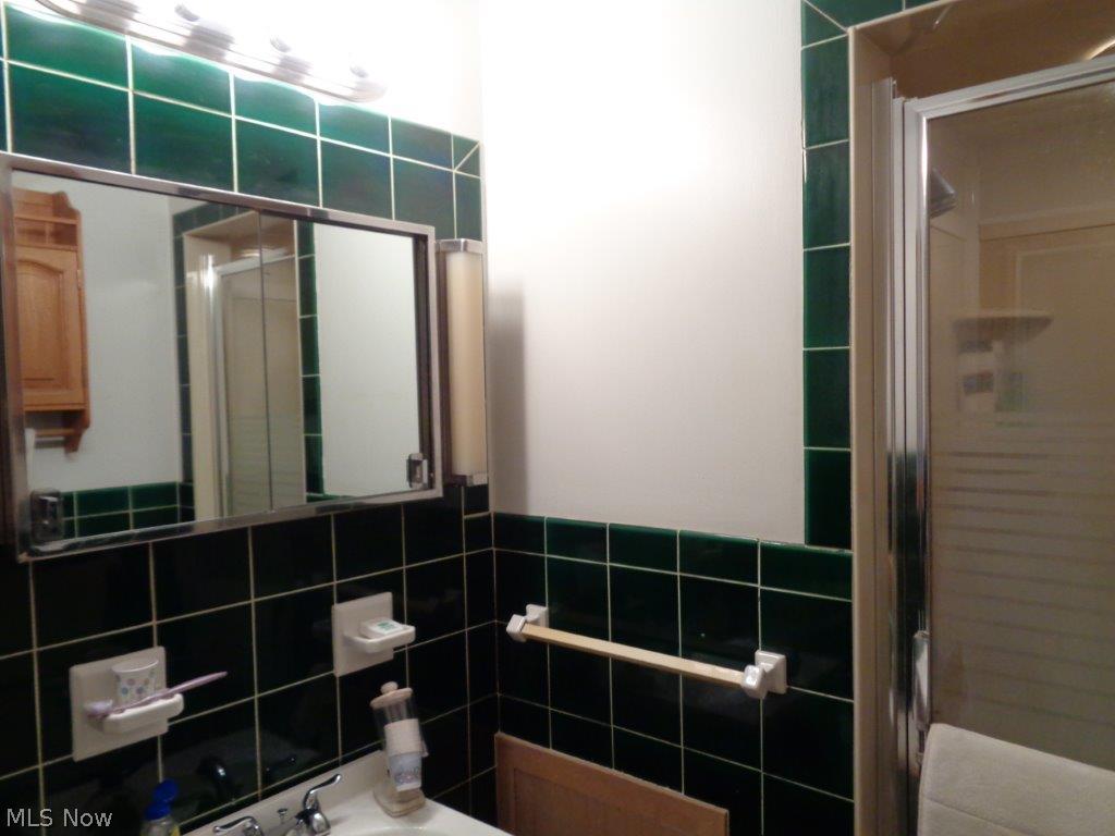 Knollwood - Residential