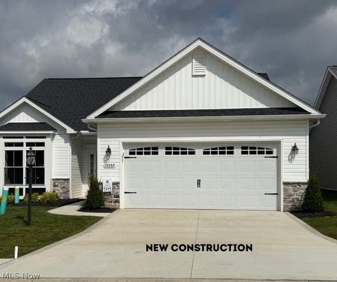 Homes For Sale - 14557 Baywood Lane<br/> Strongsville, OH 44136