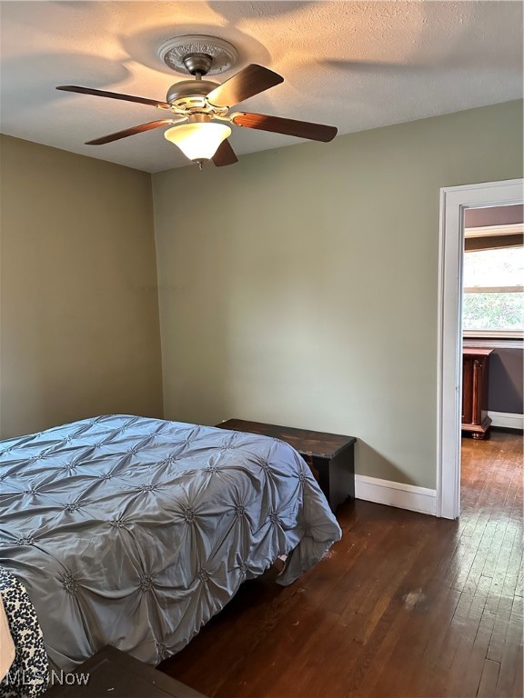 1610 Waterbury Road, Lakewood, Ohio image 28
