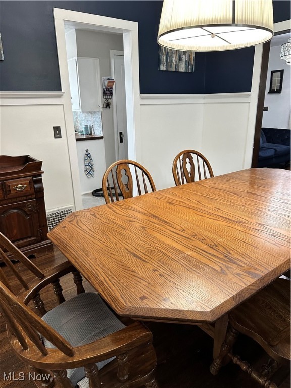 1610 Waterbury Road, Lakewood, Ohio image 14