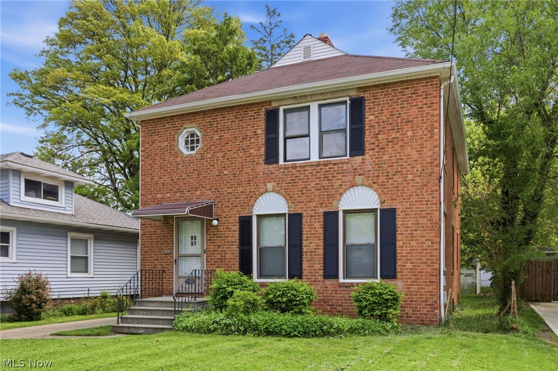 2261 Warren Road