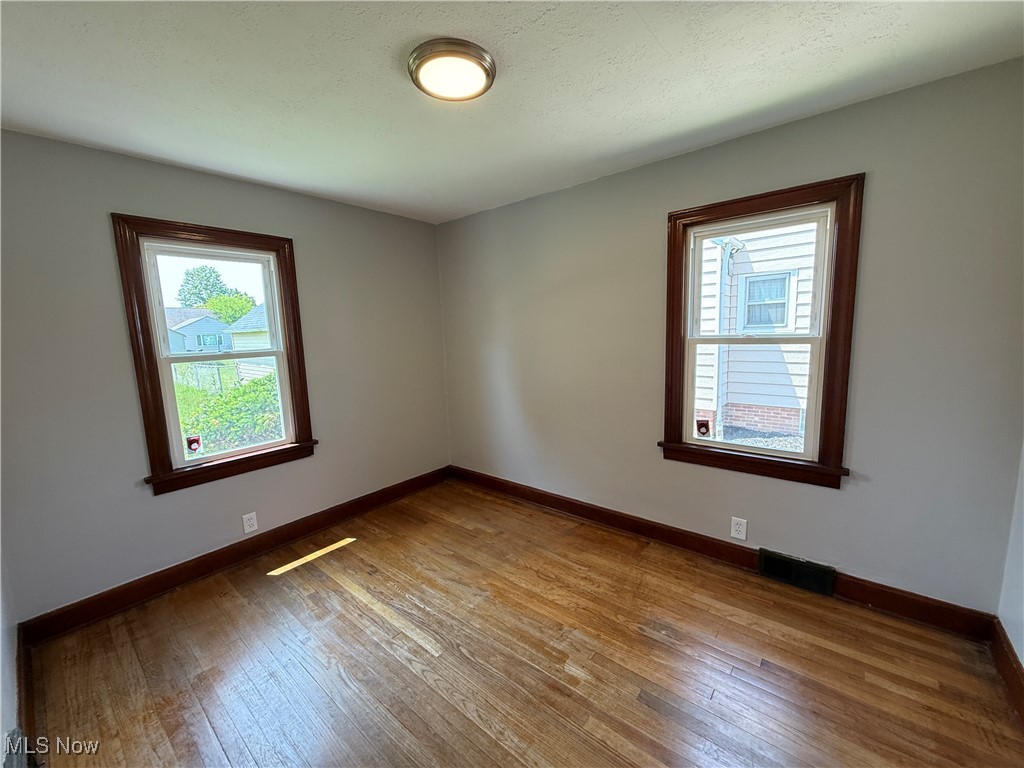 1509 W 20th Street, Lorain, Ohio image 8
