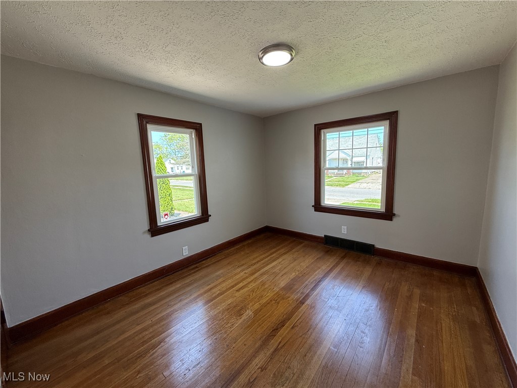 1509 W 20th Street, Lorain, Ohio image 7