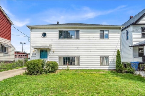 Multifamily For Rent - 14152 Berwyn Avenue #2/UP<br/> Cleveland, OH 44111
