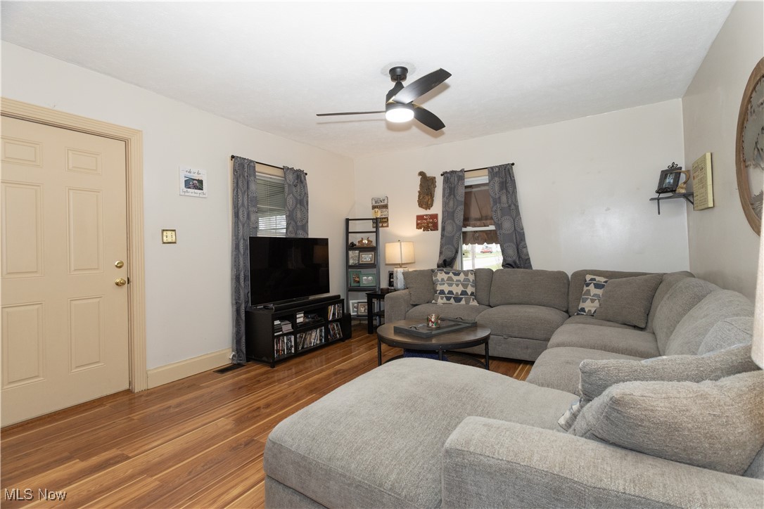 811 Ridge Road, Newton Falls, Ohio image 14