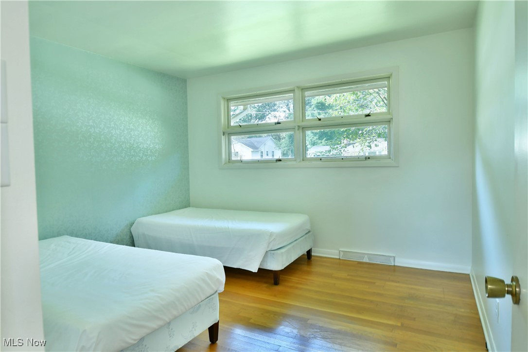 Canfield Village Rep - Residential