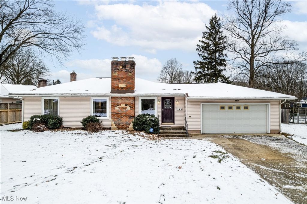 Photo of 364 Mowbray Road, Akron, OH 44333 (MLS # 5175774)
