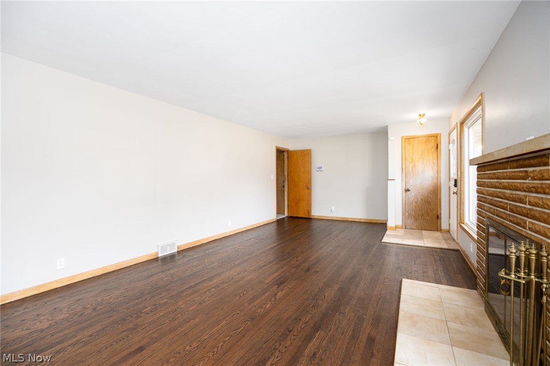 Revere Vill Sub - Residential