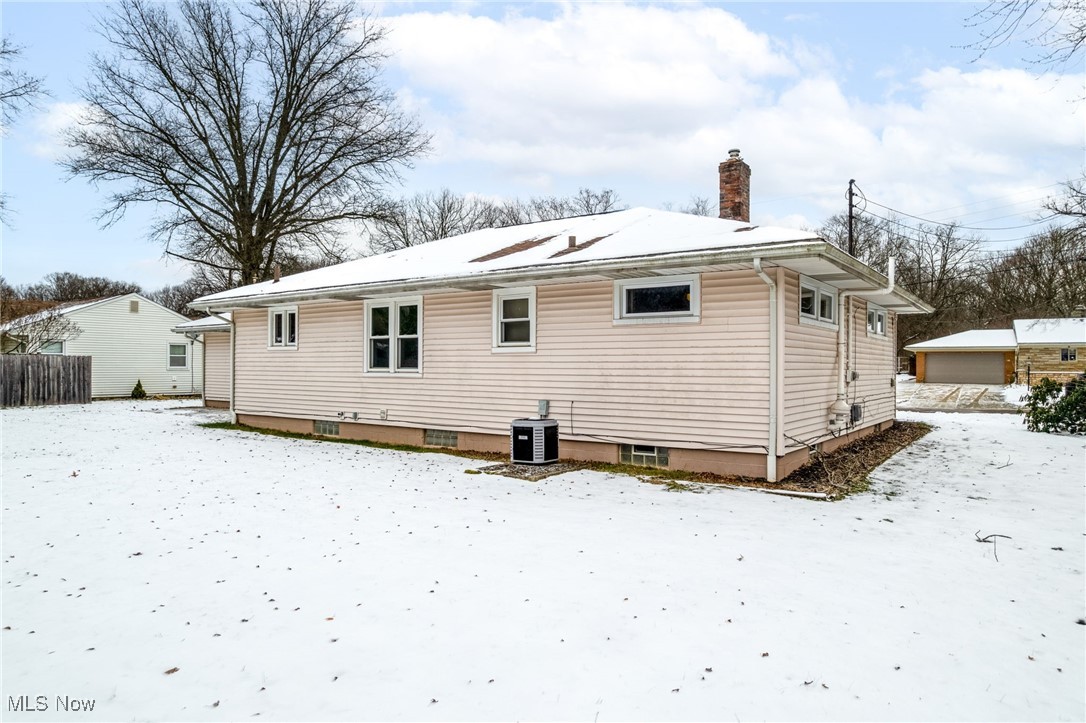 Revere Vill Sub - Residential