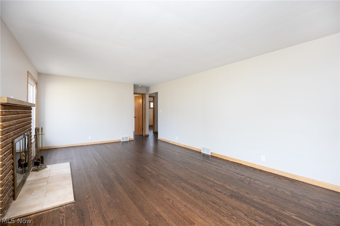 Revere Vill Sub - Residential