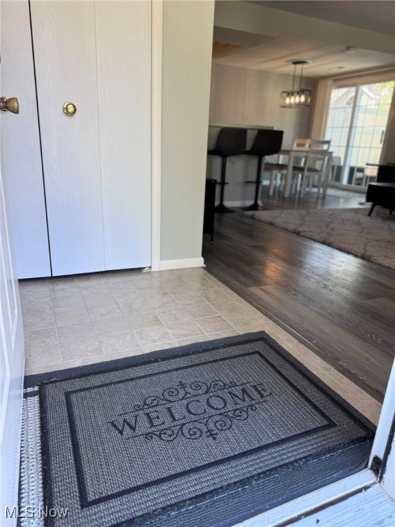 Courtyards Woodbury Condo - Residential